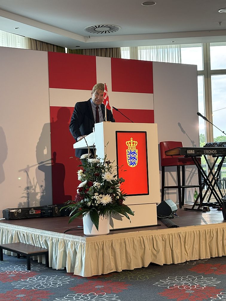 Dr. Volker Schmidt